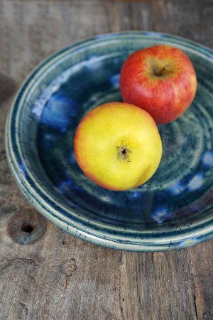 Preview: handgedrehter Teller als Deko oder z.B. für Obst